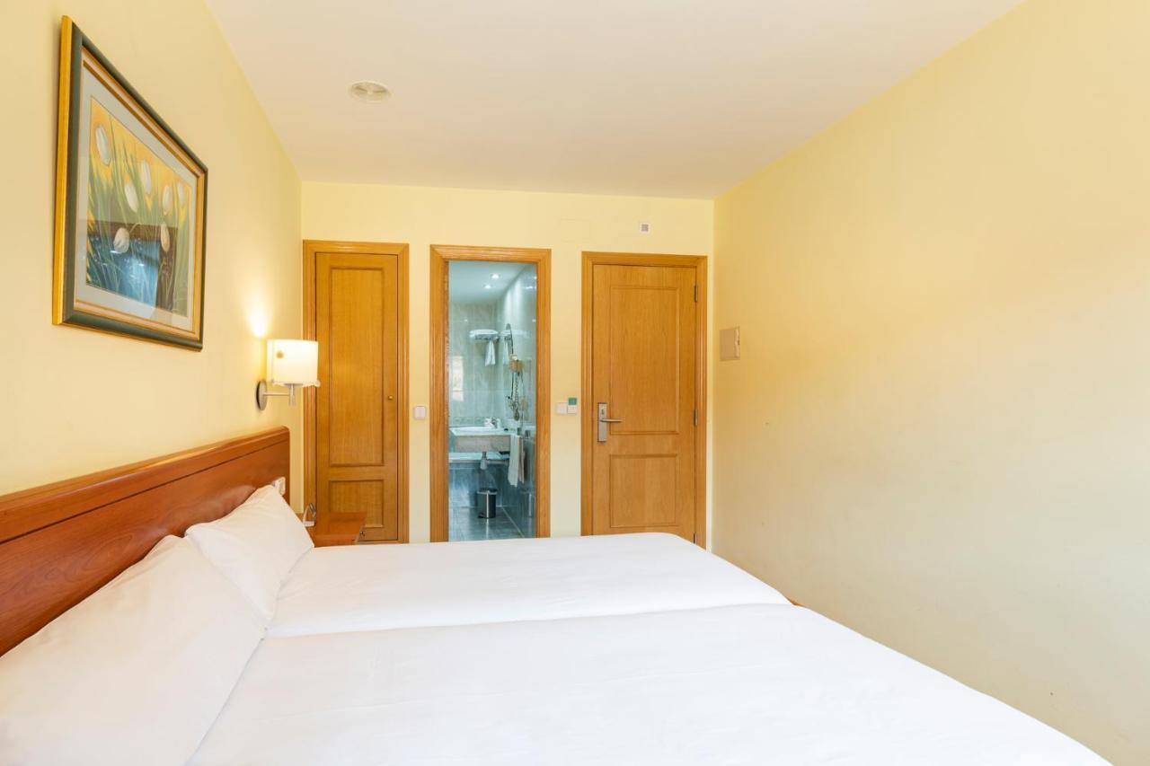 Hostal Alda Rio Duero Soria Bagian luar foto