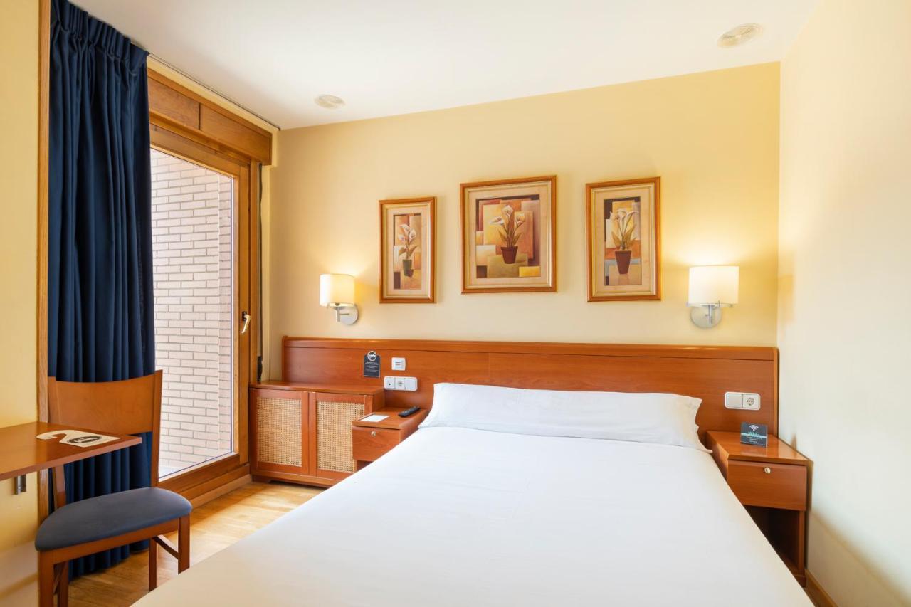 Hostal Alda Rio Duero Soria Bagian luar foto